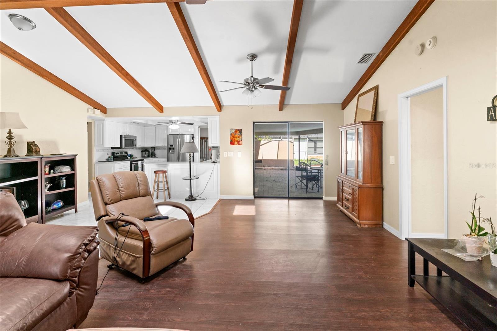 Image 19 of 58 For 2113 Lochmoor Circle