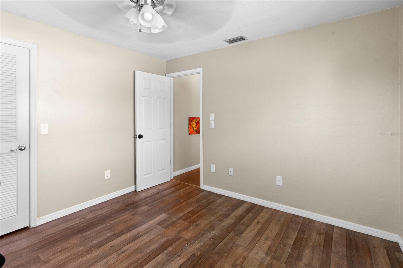 Image 37 of 58 For 2113 Lochmoor Circle