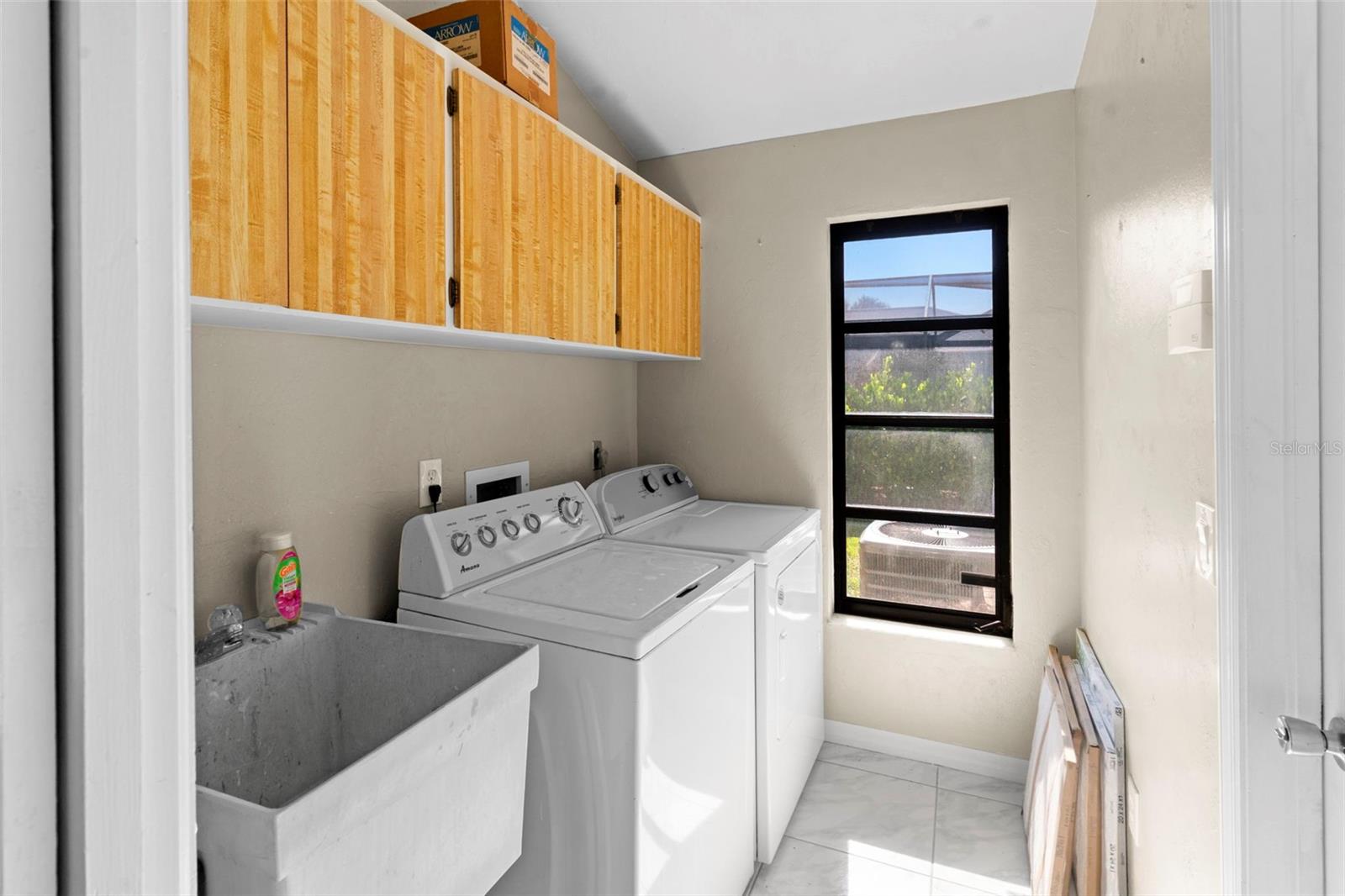Image 45 of 58 For 2113 Lochmoor Circle