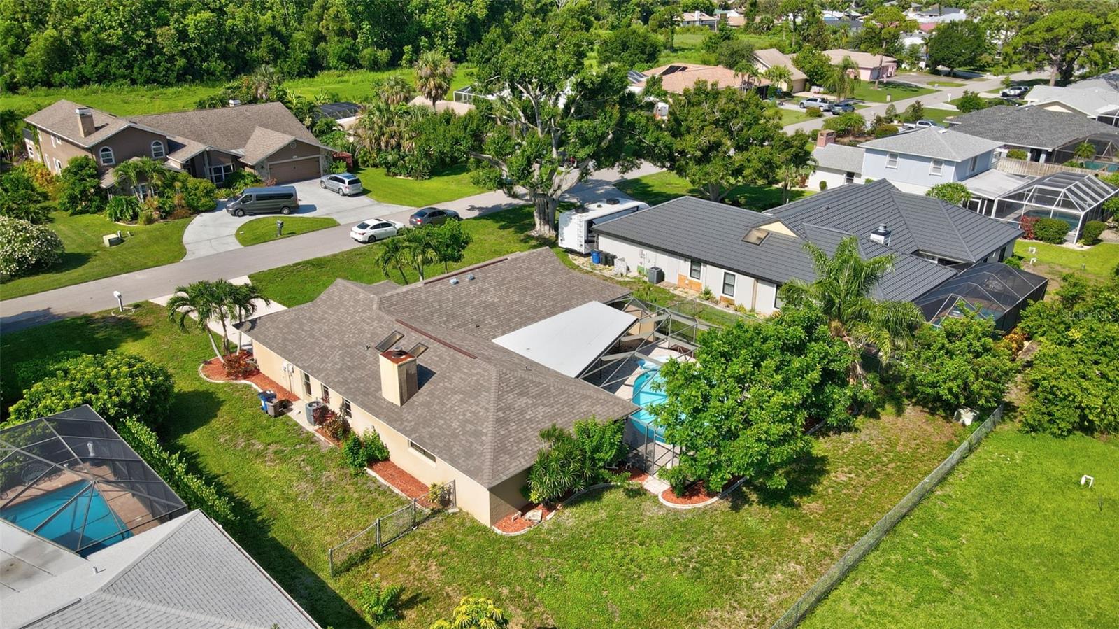 Image 49 of 58 For 2113 Lochmoor Circle
