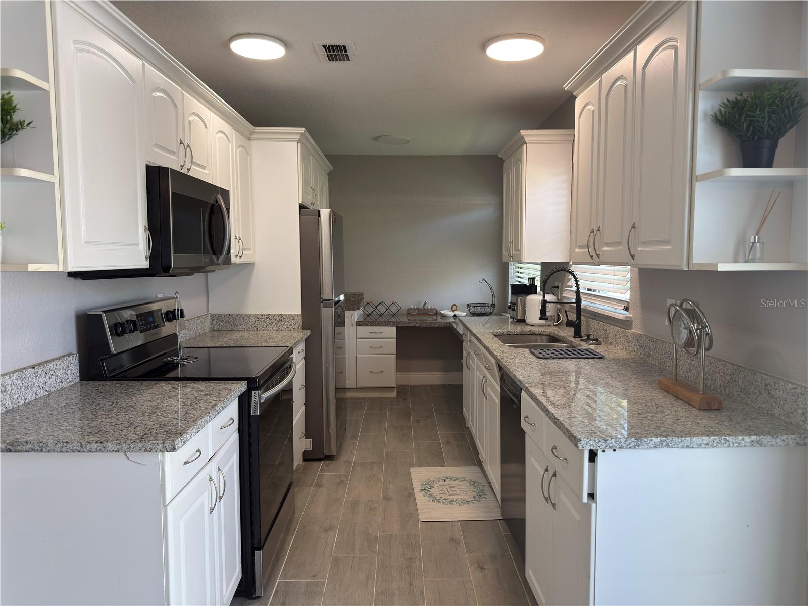 Image 2 of 10 For 11623 Anjali Court