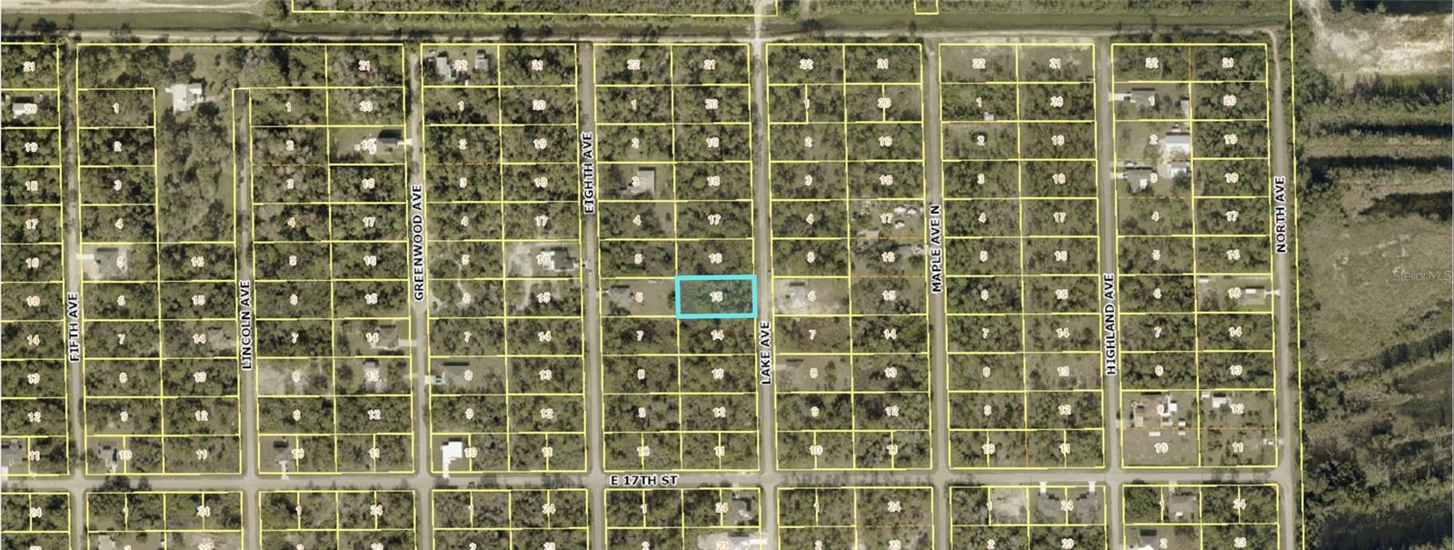 Image 3 of 5 For 1709 Lake Avenue
