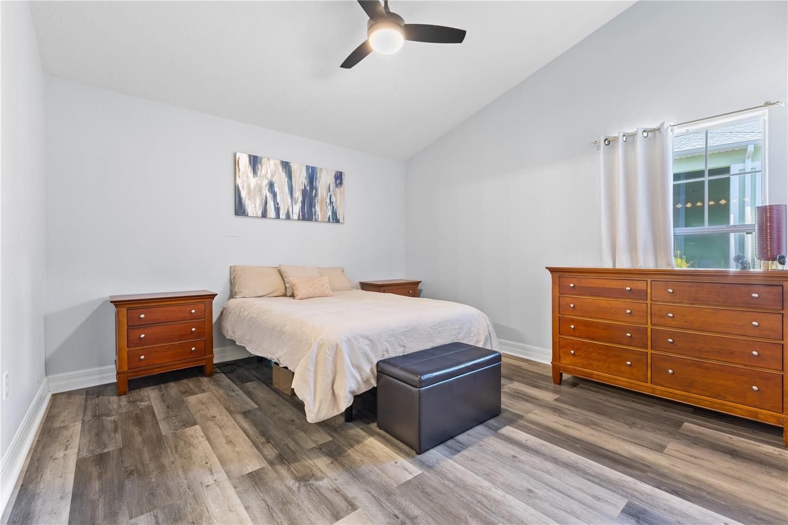 Image 23 of 30 For 16602 Citrus Parkway