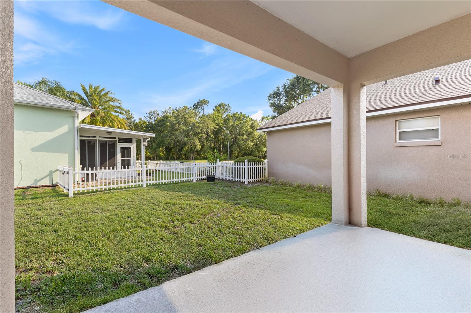 Image 29 of 30 For 16602 Citrus Parkway