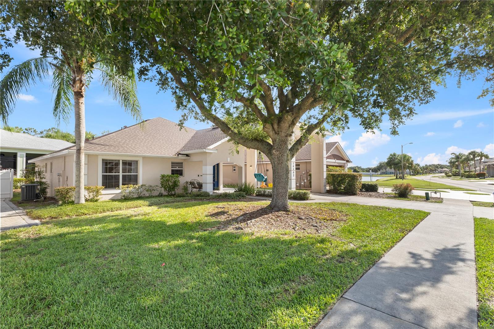 Image 7 of 30 For 16602 Citrus Parkway