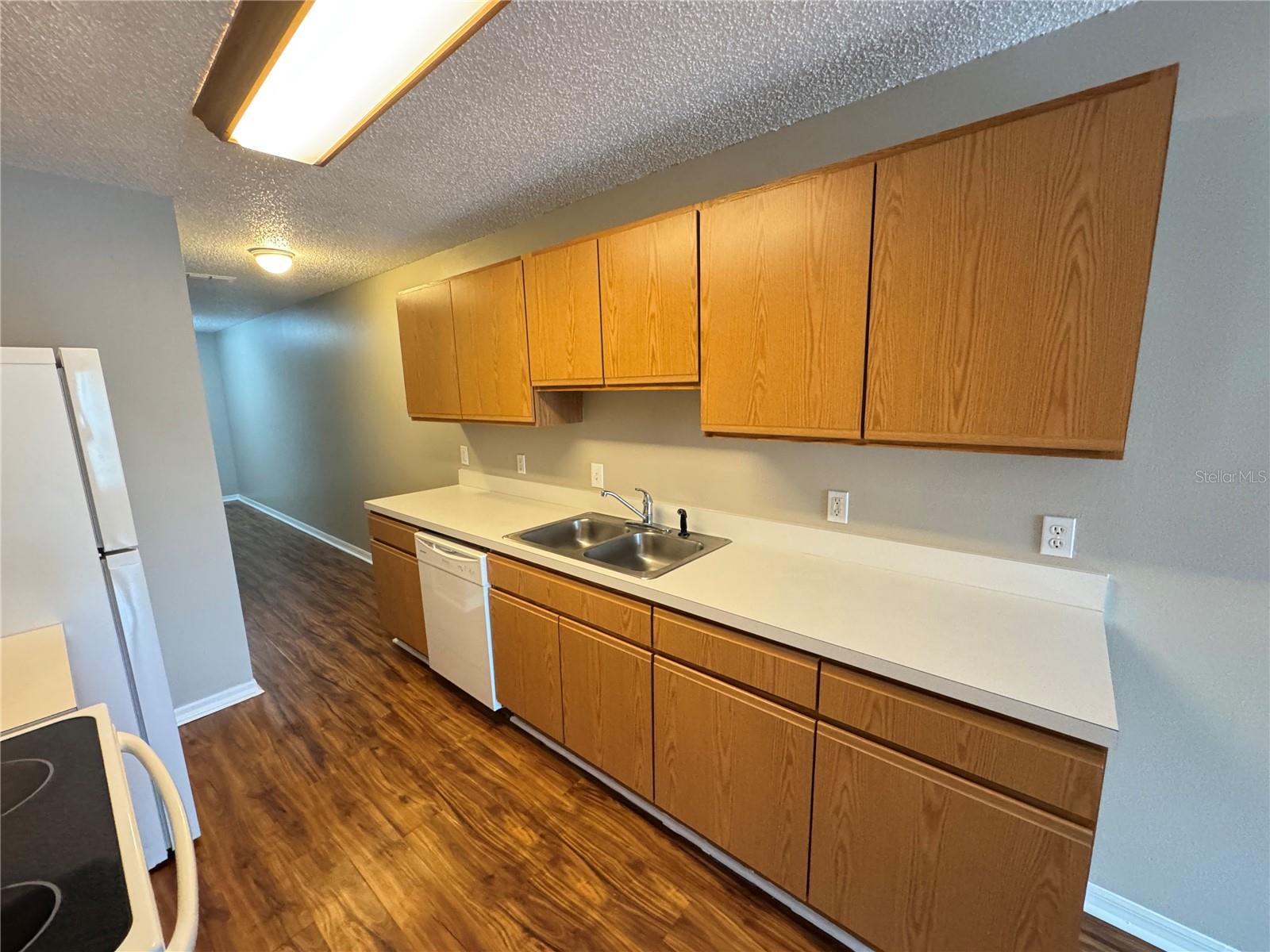 Image 7 of 25 For 815 Eastern Avenue 815