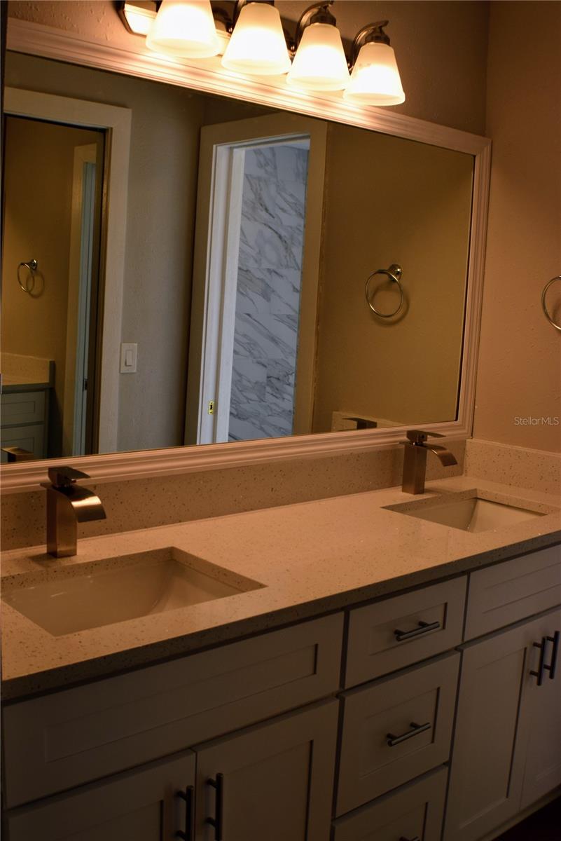 Image 15 of 44 For 1102 Winter Springs Boulevard