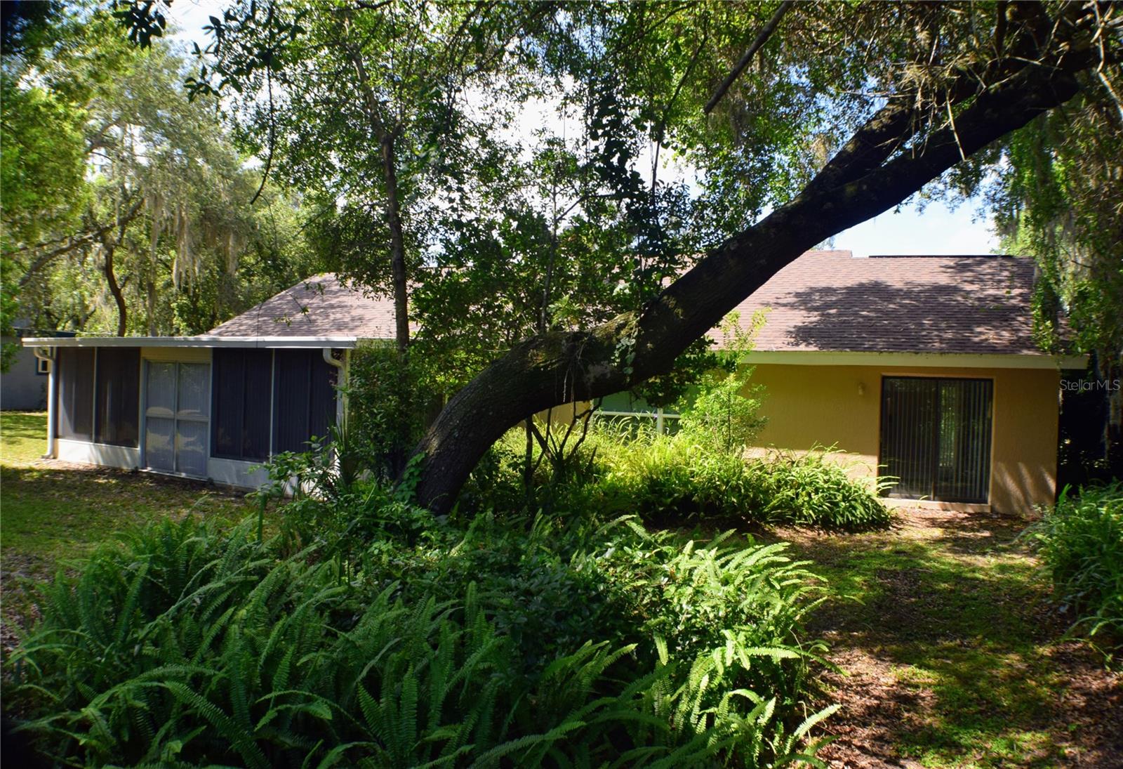 Image 26 of 44 For 1102 Winter Springs Boulevard
