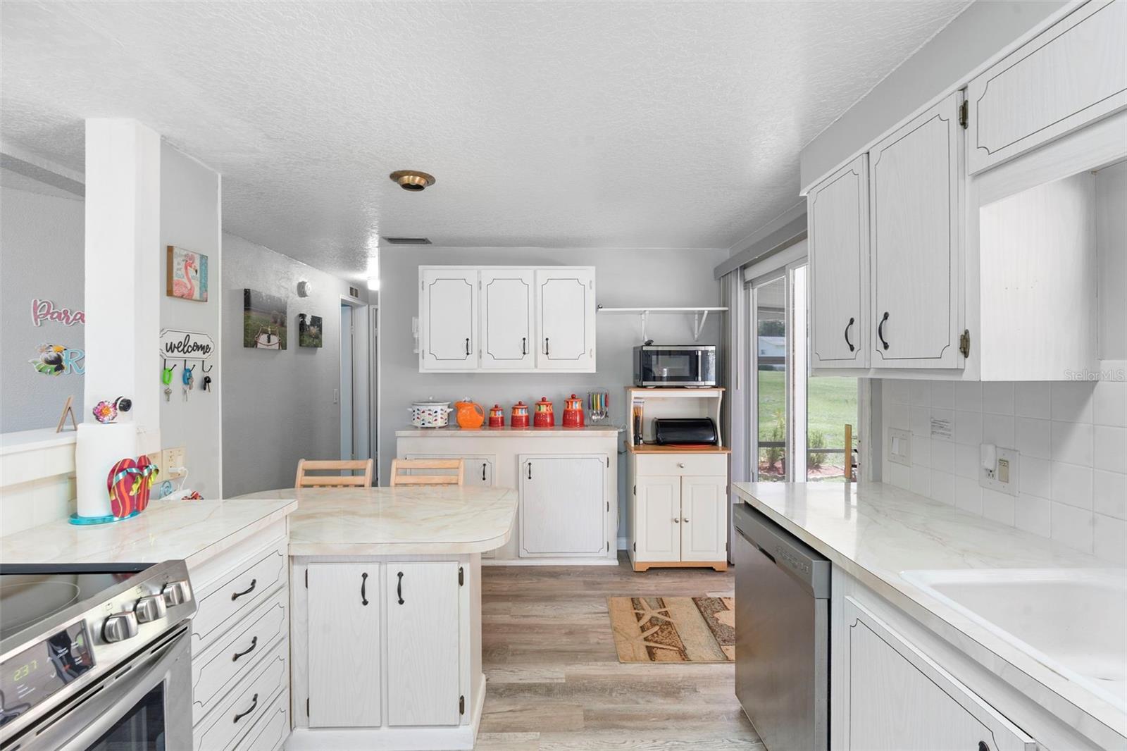 Image 14 of 44 For 4336 Black Oak Lane 60
