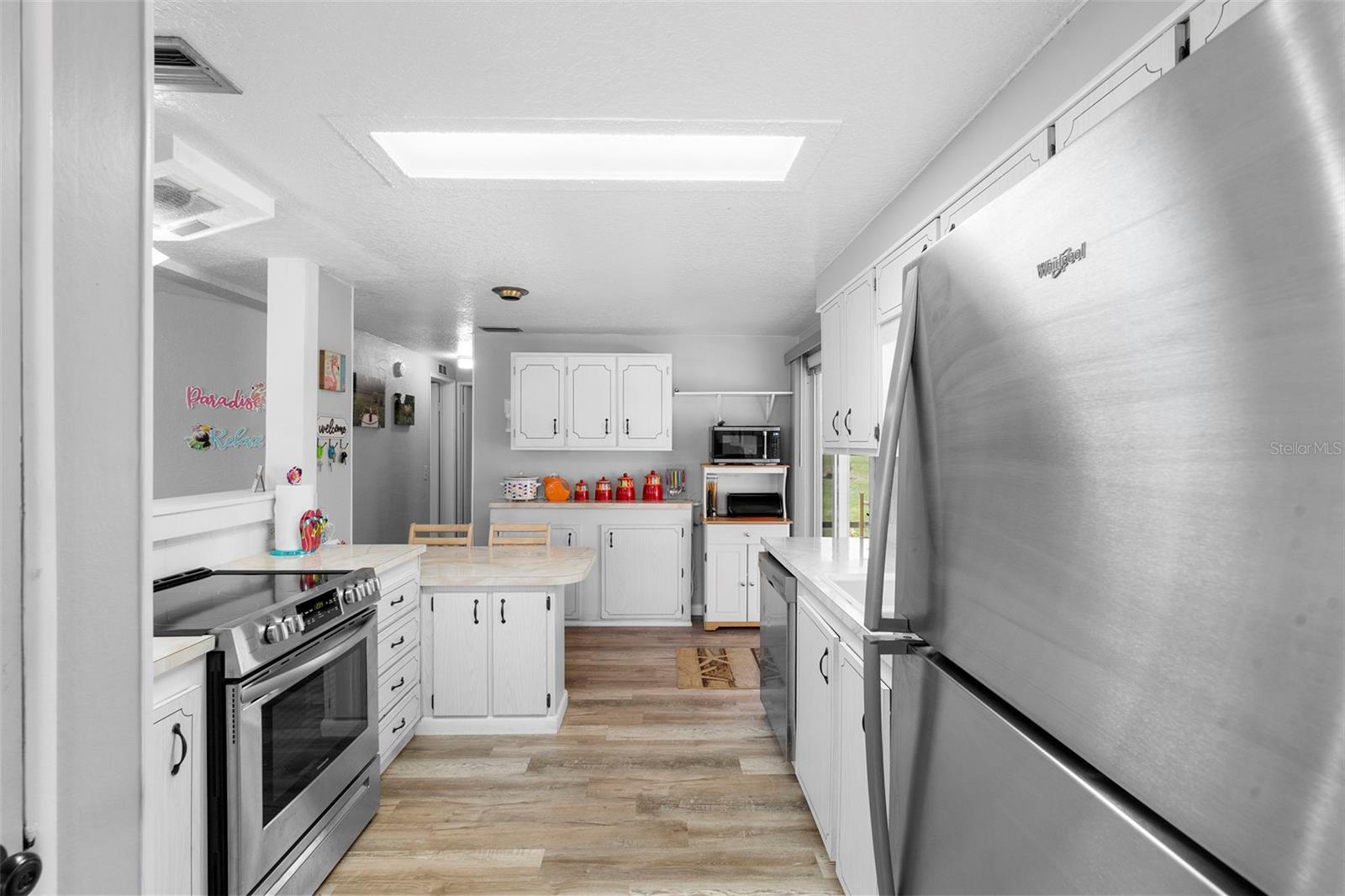 Image 18 of 44 For 4336 Black Oak Lane 60