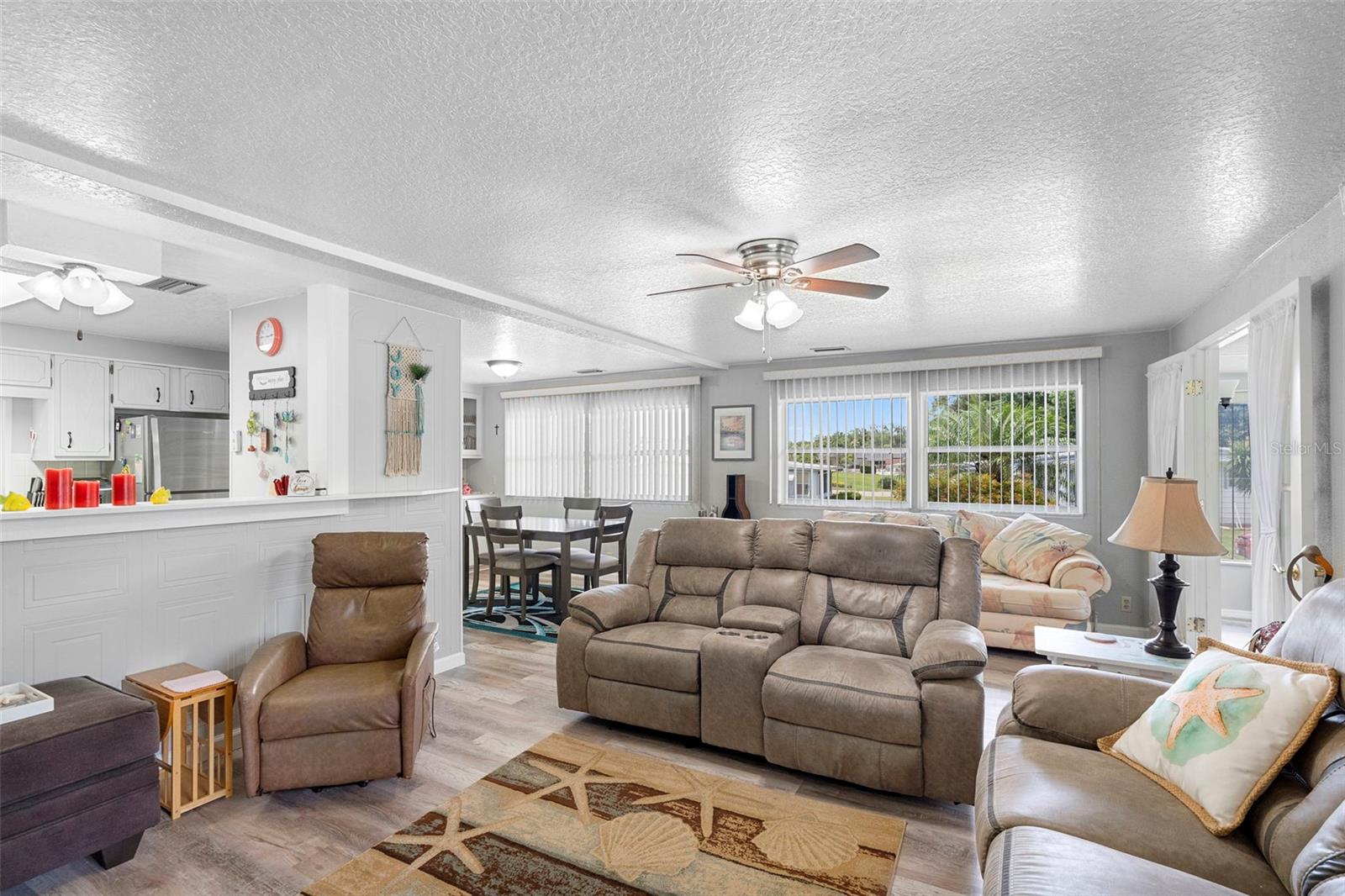 Image 20 of 44 For 4336 Black Oak Lane 60