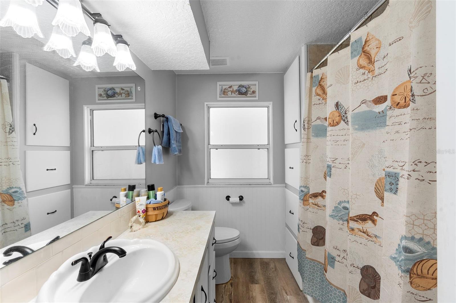 Image 30 of 44 For 4336 Black Oak Lane 60