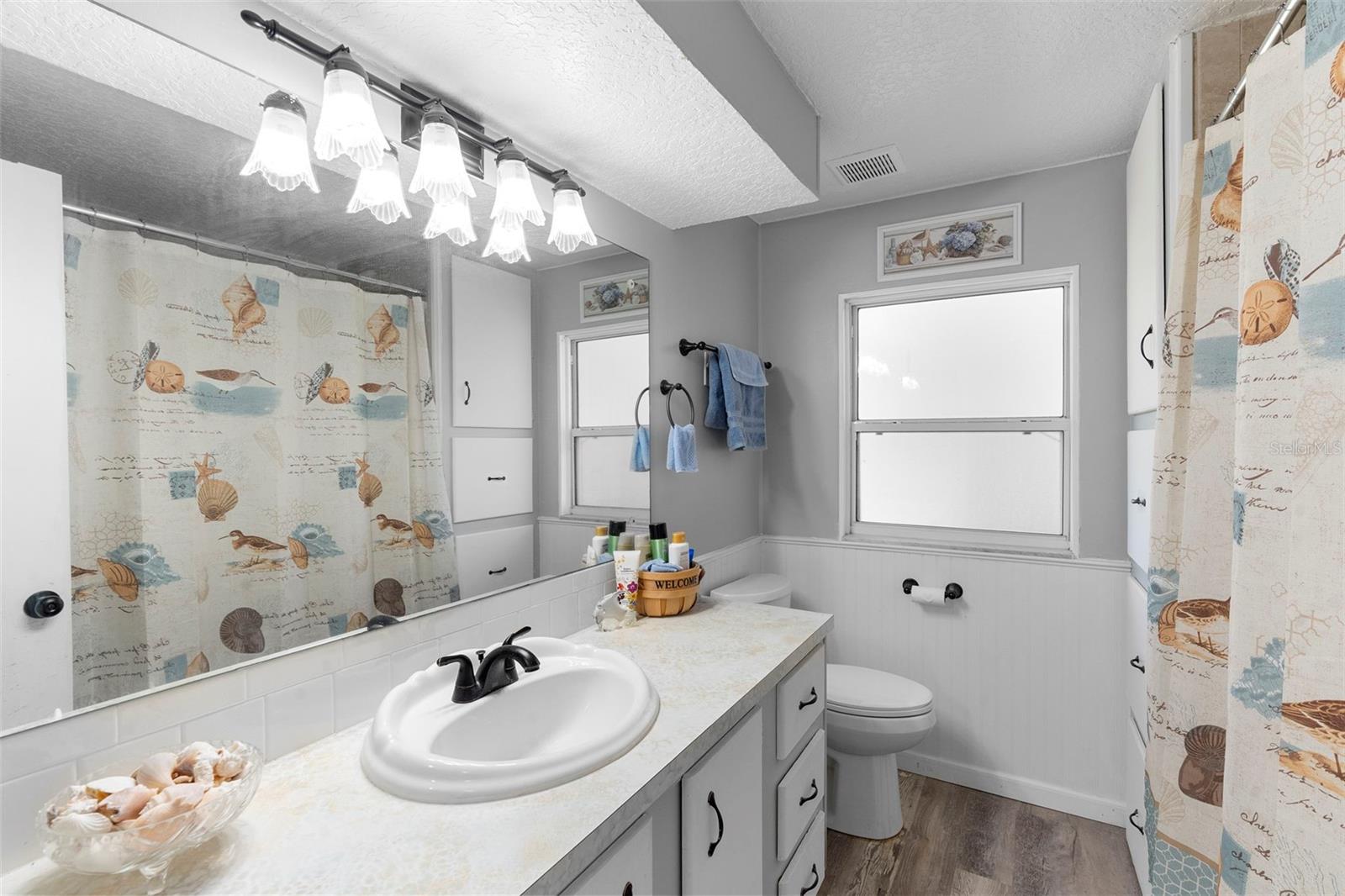 Image 31 of 44 For 4336 Black Oak Lane 60