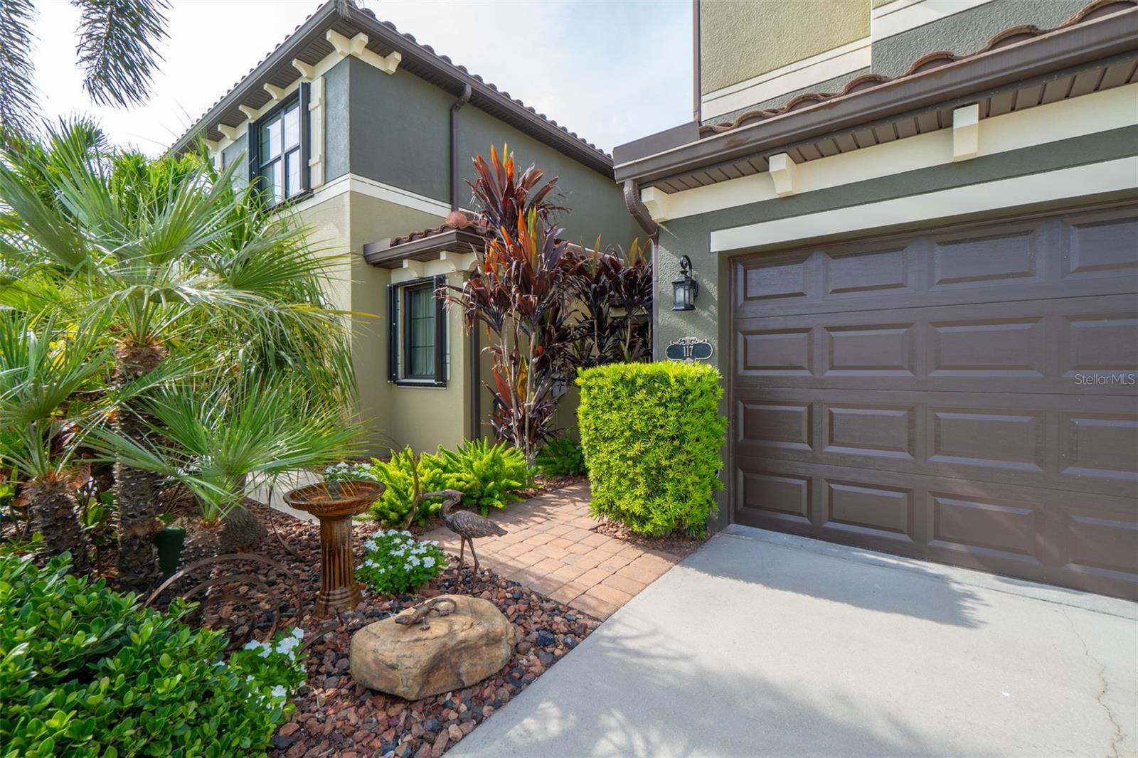 Image 14 of 47 For 117 Montecito Drive
