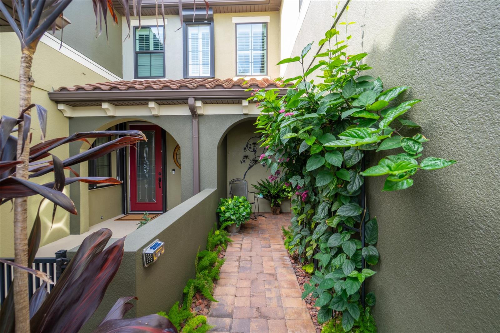 Image 15 of 47 For 117 Montecito Drive