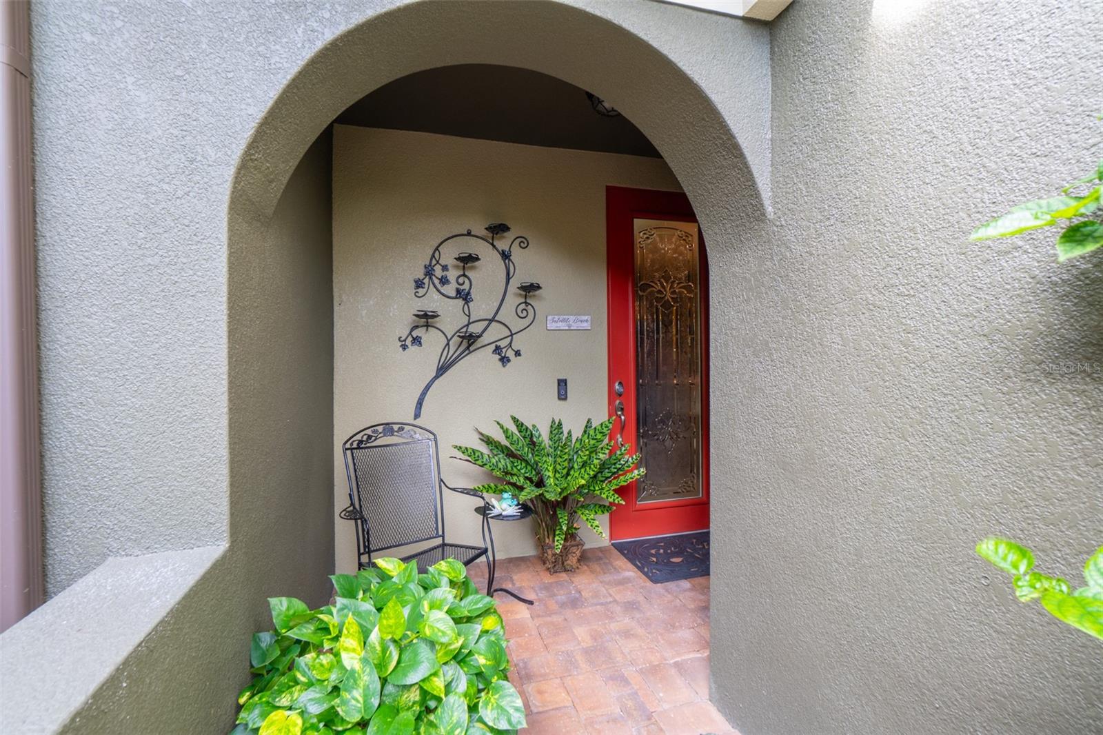 Image 16 of 47 For 117 Montecito Drive
