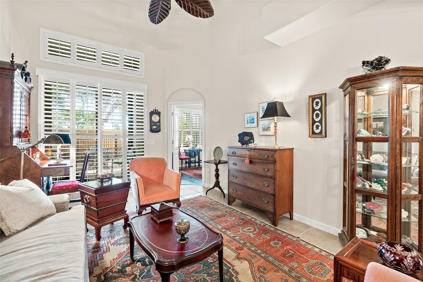 Image 24 of 47 For 117 Montecito Drive