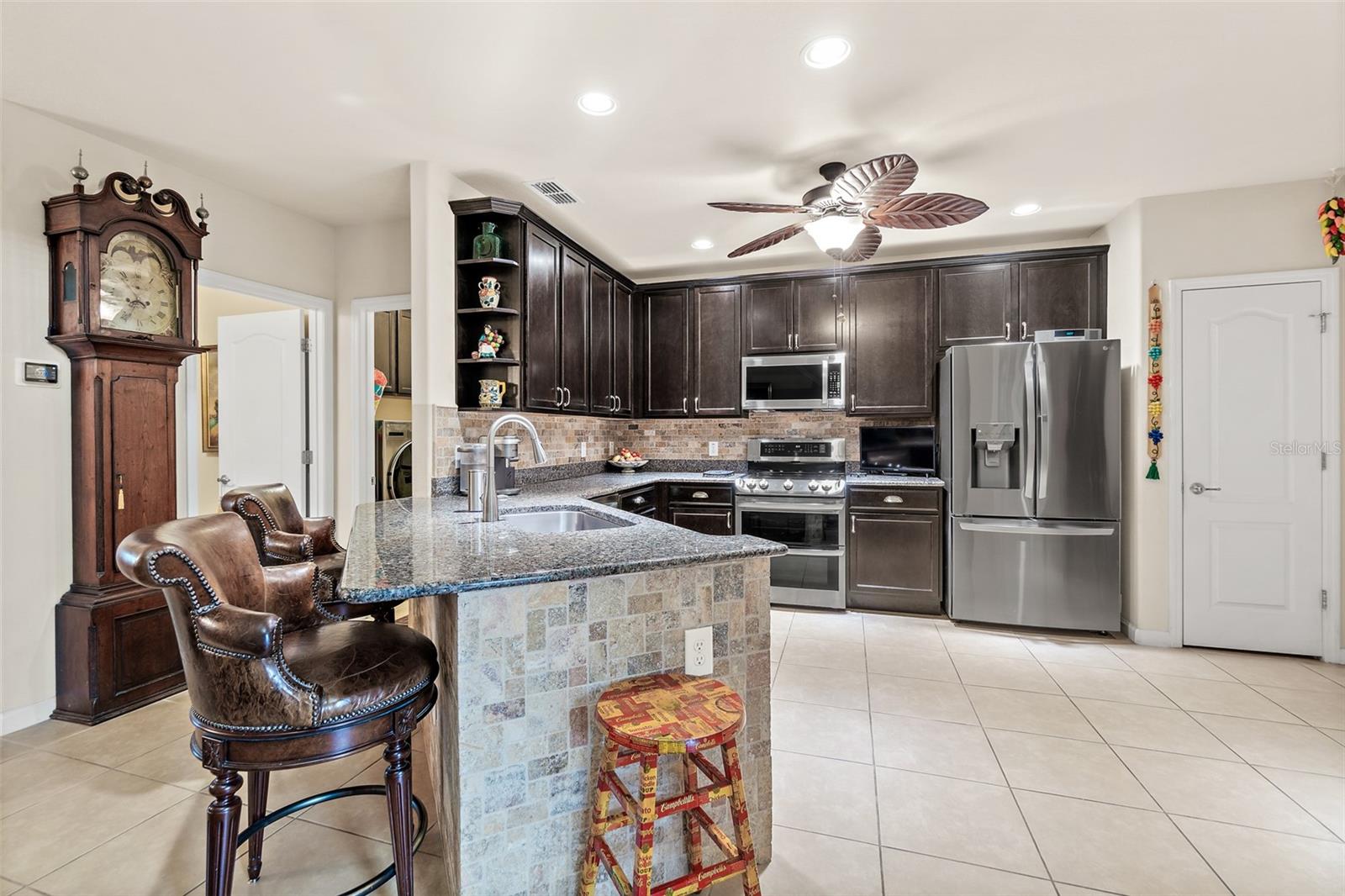 Image 7 of 47 For 117 Montecito Drive