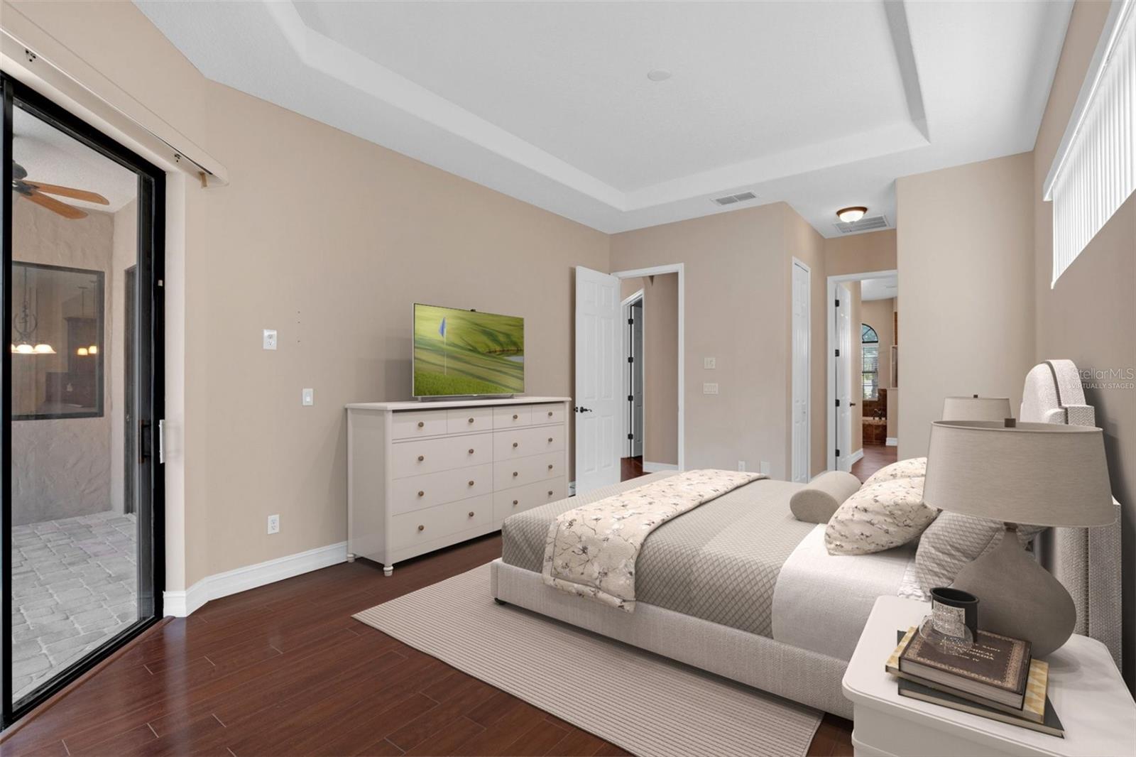 Image 20 of 53 For 3113 Falconhill Drive