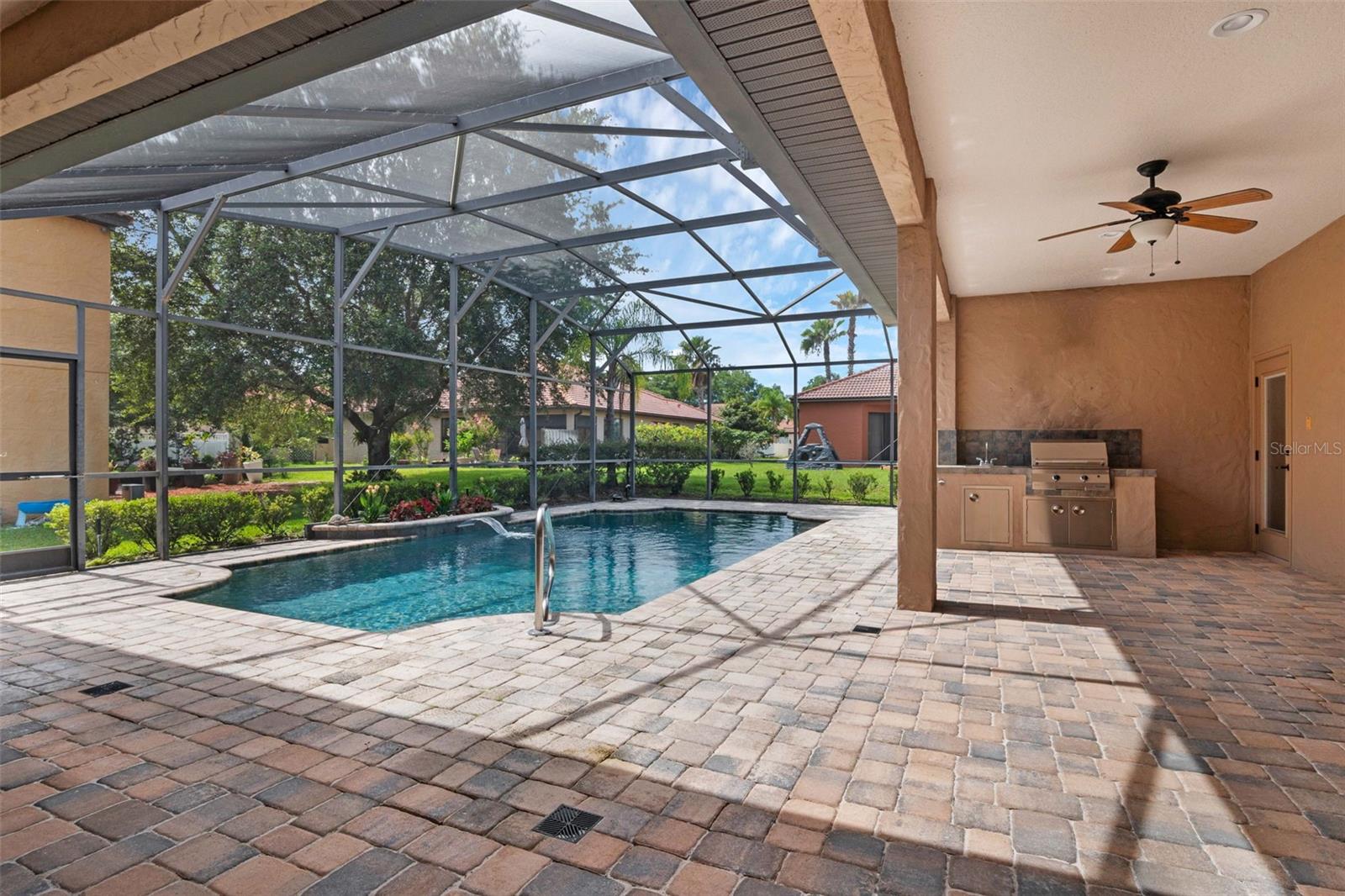 Image 24 of 53 For 3113 Falconhill Drive