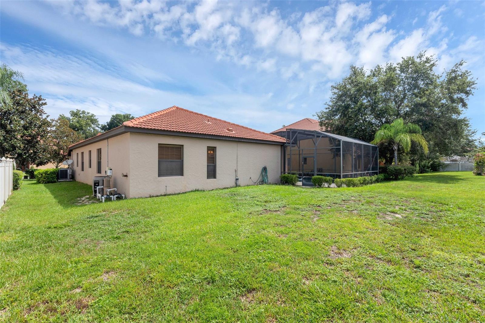 Image 39 of 53 For 3113 Falconhill Drive