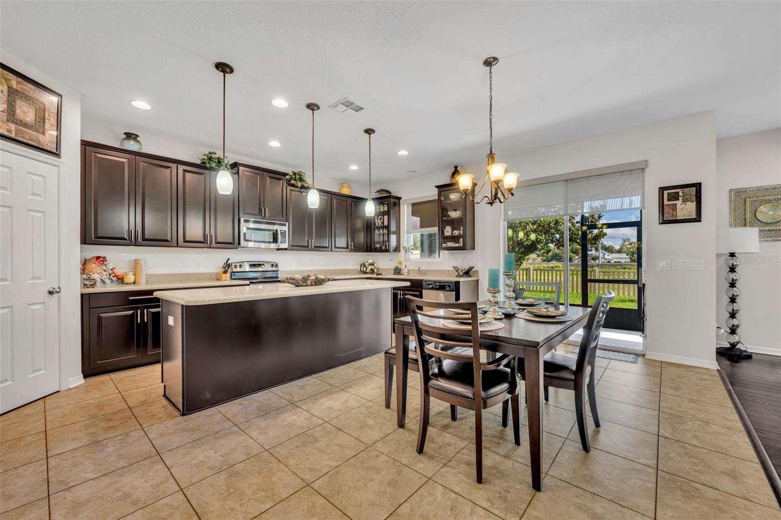 Image 12 of 47 For 7895 Pleasant Pine Circle