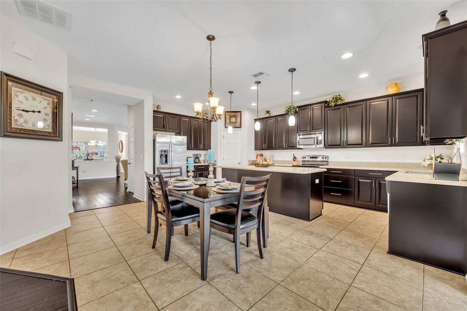 Image 13 of 47 For 7895 Pleasant Pine Circle