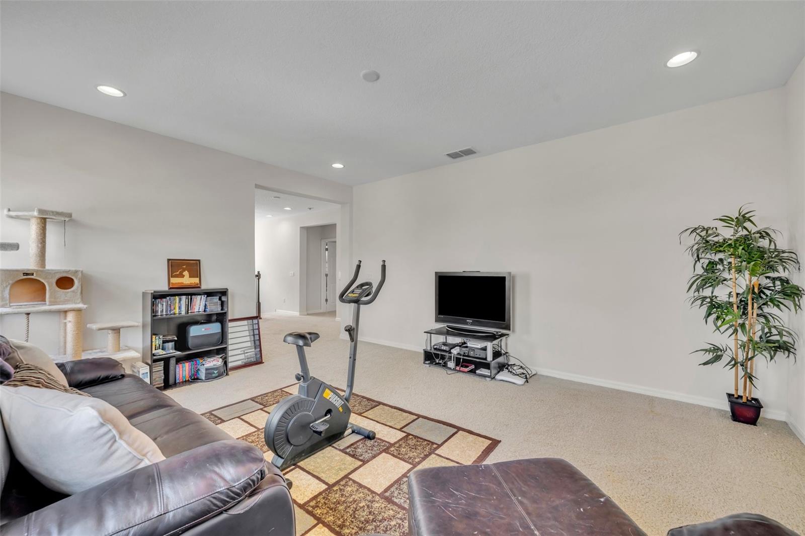 Image 29 of 47 For 7895 Pleasant Pine Circle