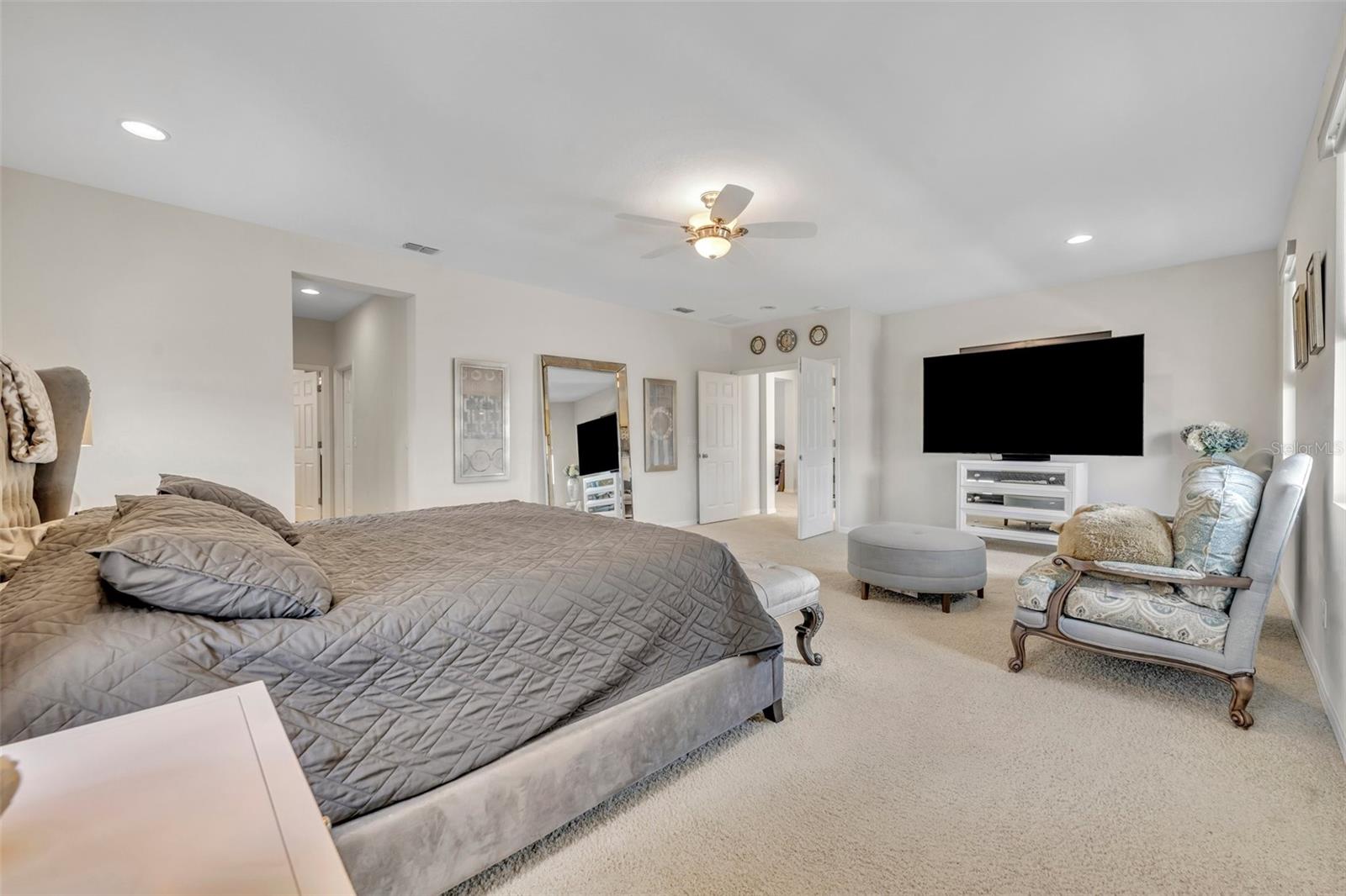 Image 31 of 47 For 7895 Pleasant Pine Circle