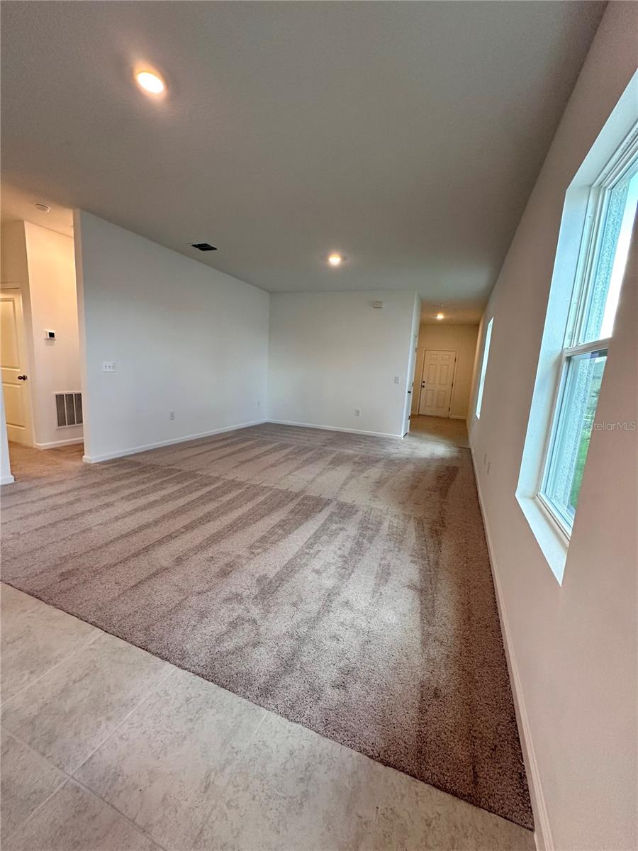 Image 8 of 12 For 2912 Poppy Avenue