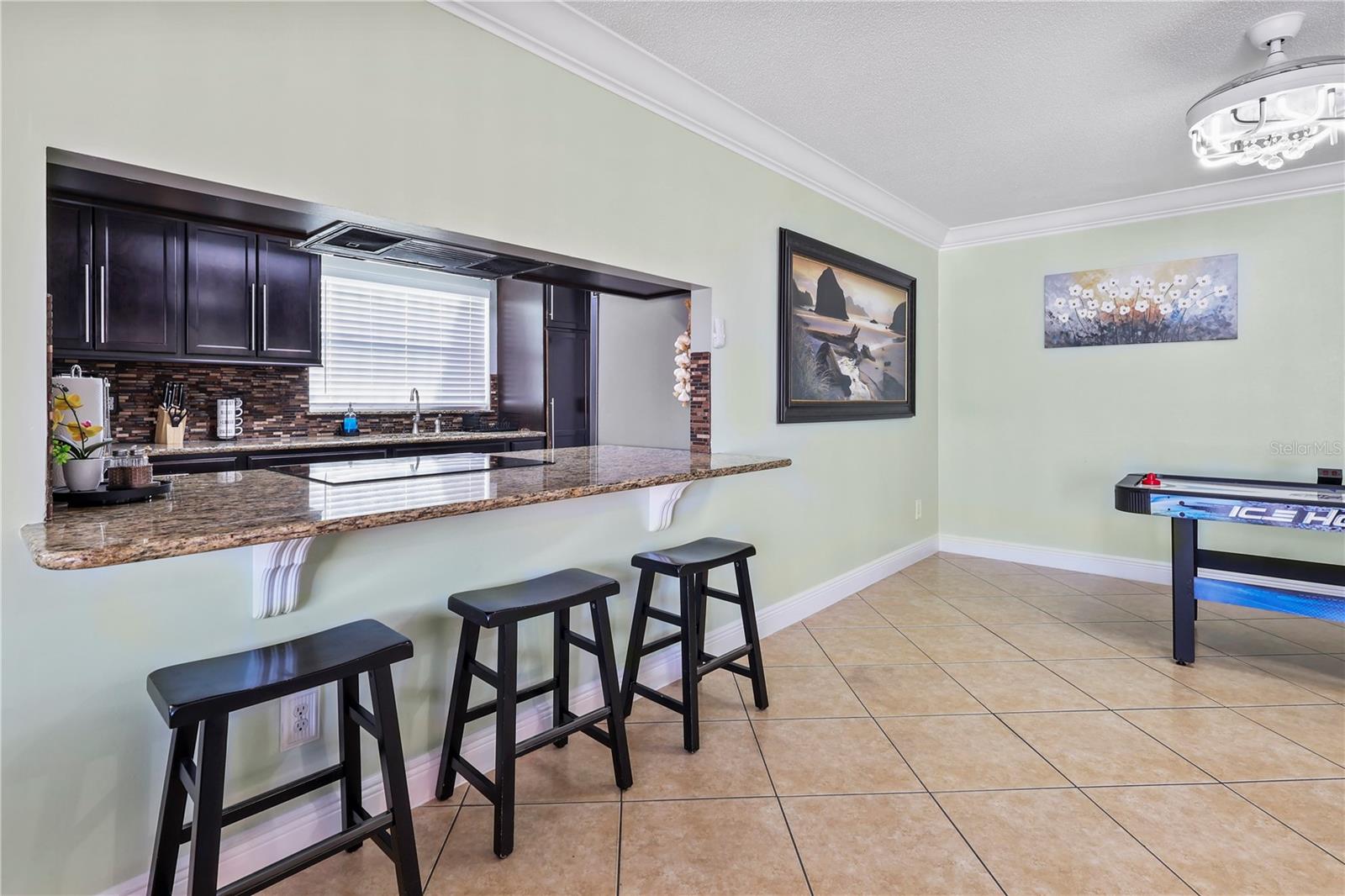 Image 5 of 26 For 4026 Seabridge Drive