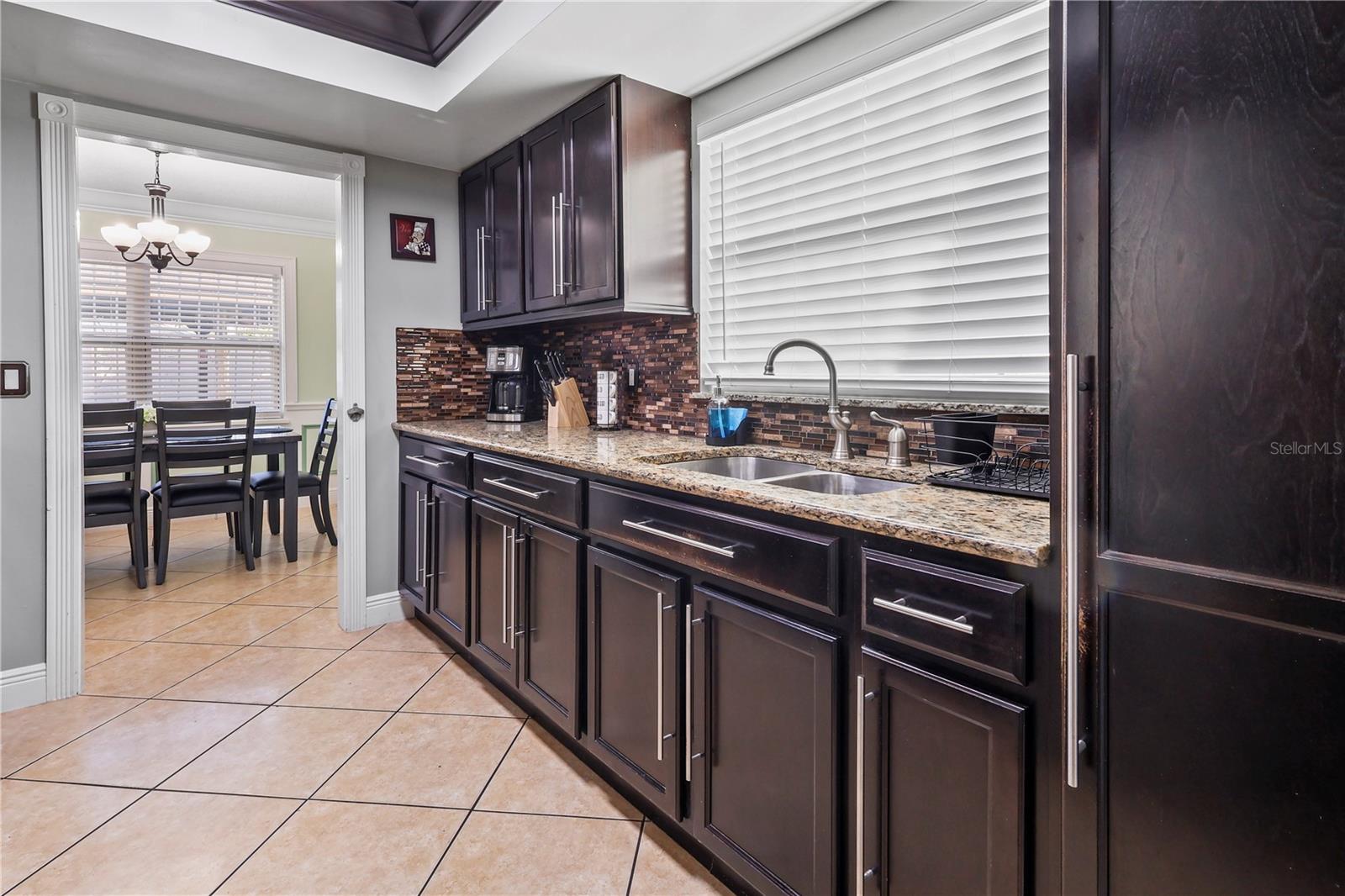 Image 9 of 26 For 4026 Seabridge Drive