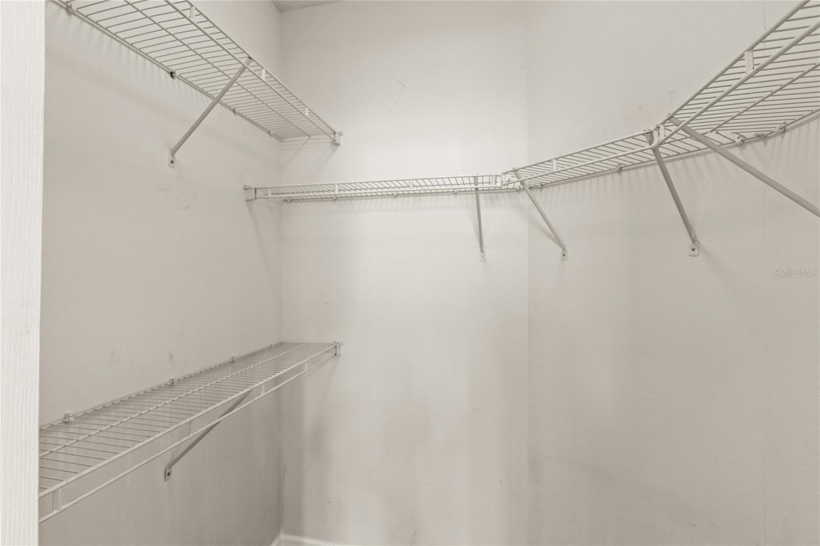 Image 15 of 34 For 12843 Madison Pointe  208