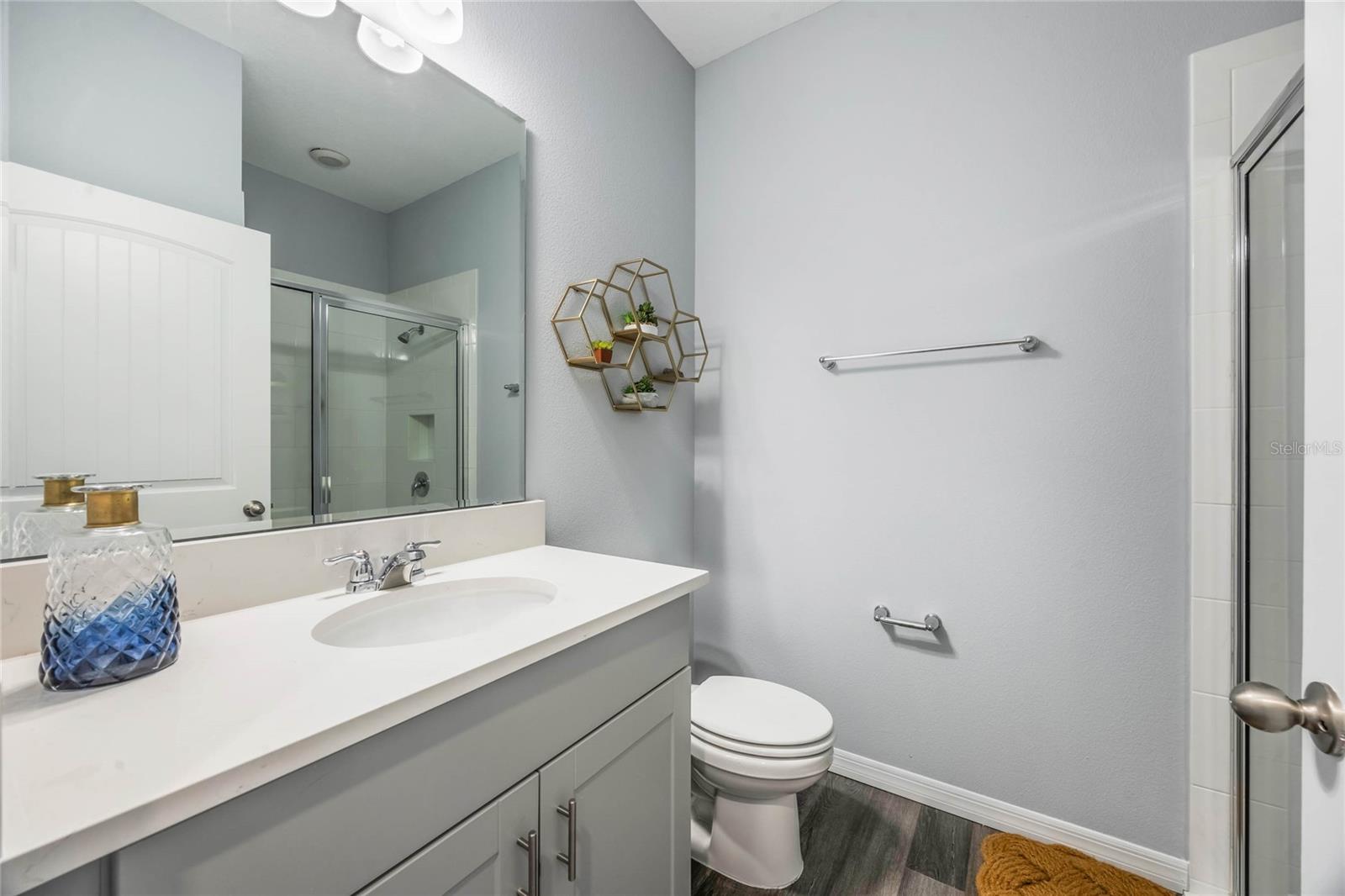 Image 33 of 45 For 2123 Greenwood Oak Drive