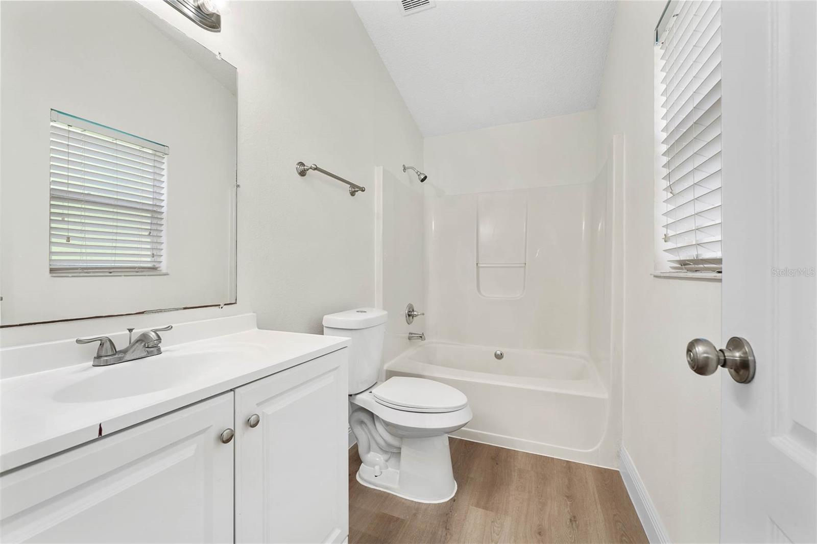 Image 14 of 28 For 9558 Lupine Avenue