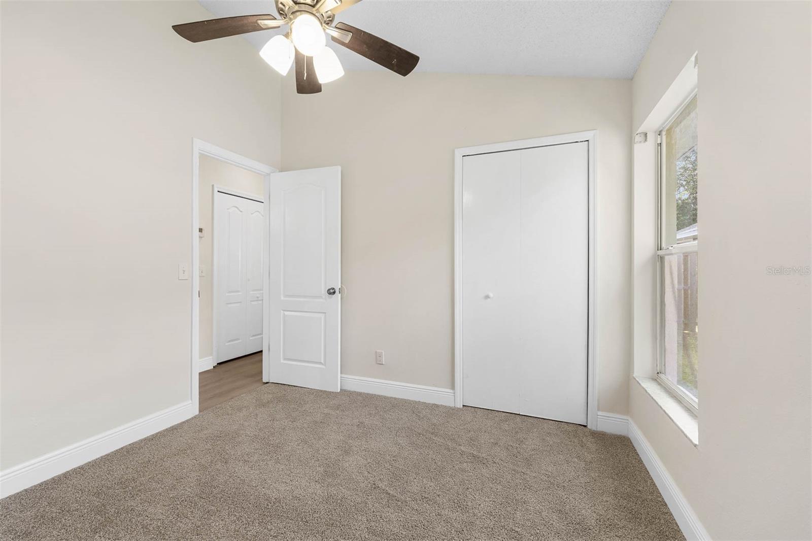 Image 19 of 28 For 9558 Lupine Avenue