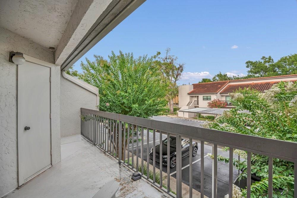 Image 19 of 32 For 240 Killarney Bay Court 4