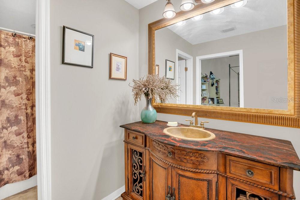 Image 20 of 32 For 240 Killarney Bay Court 4