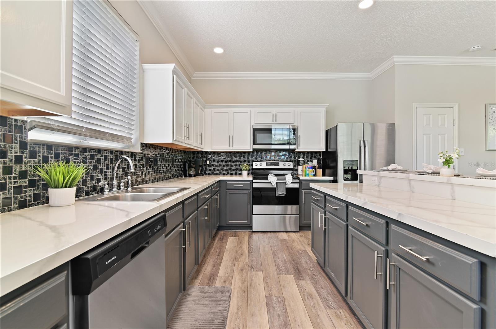 Image 11 of 41 For 701 Kettering Road
