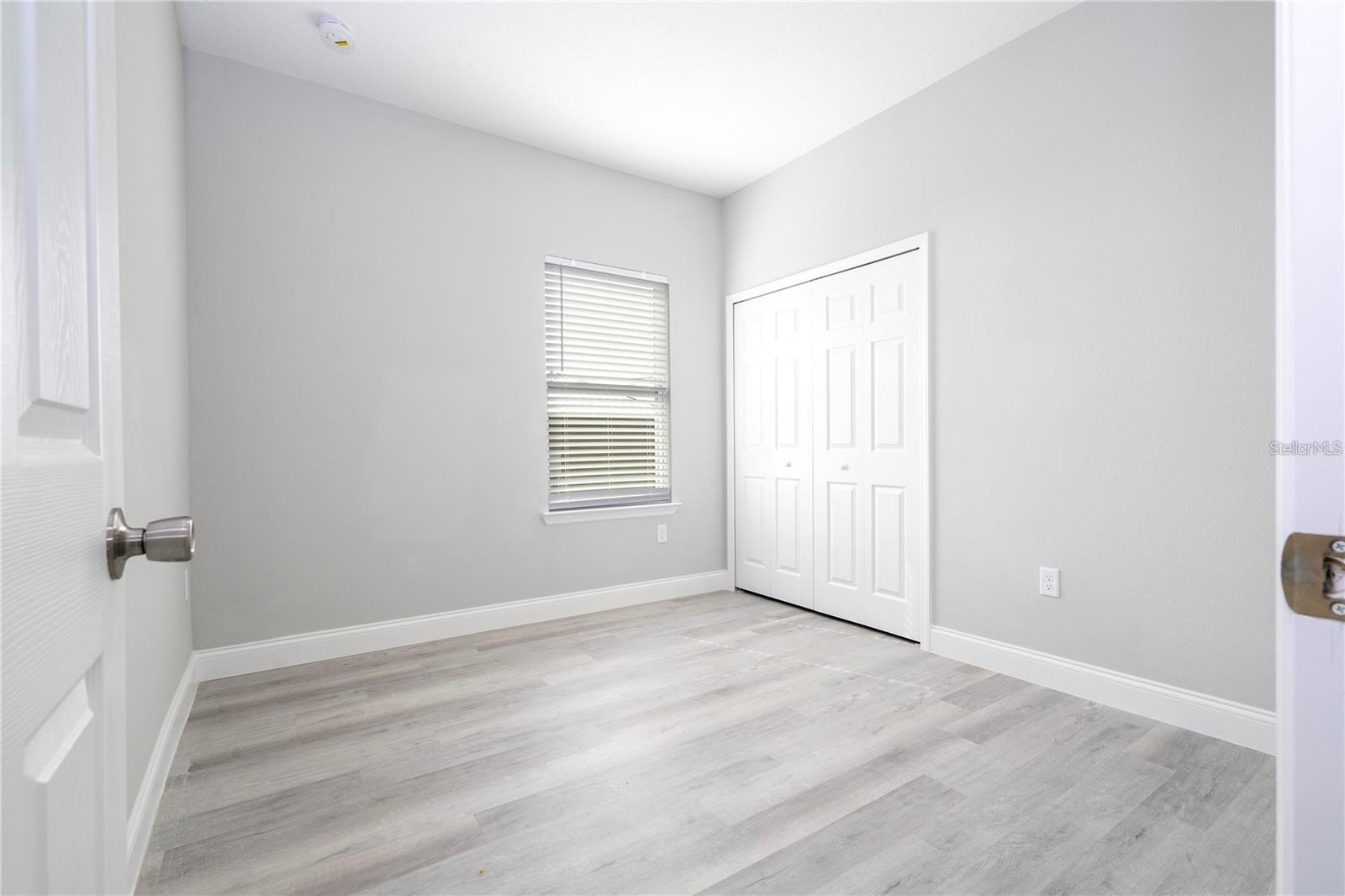 Listing photo id 20 for 7908 Galena Avenue