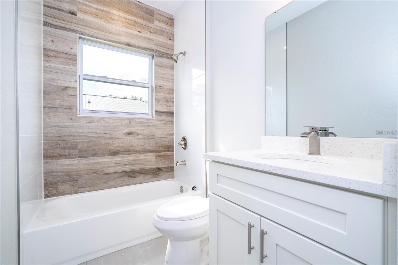 Listing photo id 25 for 7908 Galena Avenue