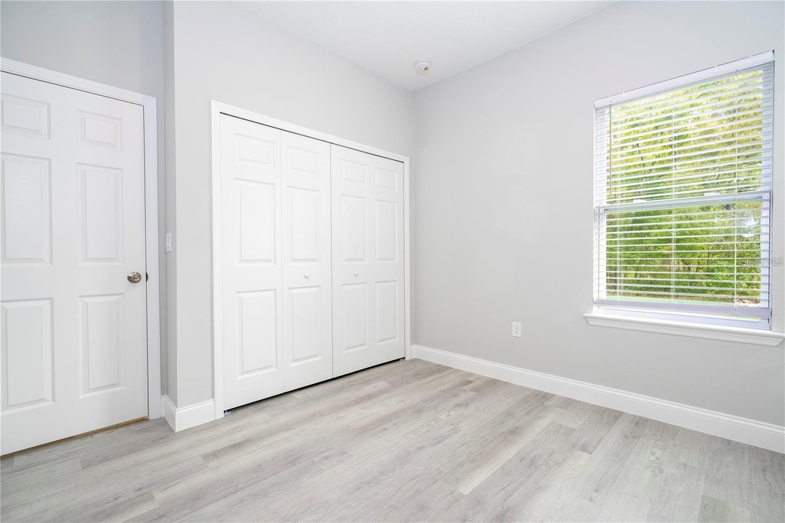 Listing photo id 27 for 7908 Galena Avenue