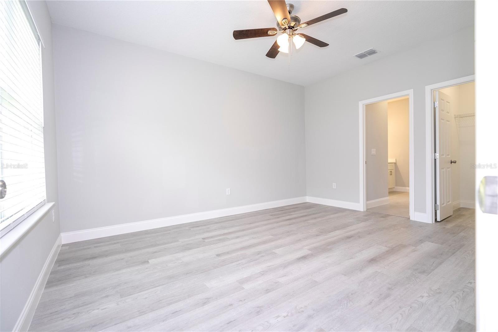 Listing photo id 21 for 2660 Gifford Lane