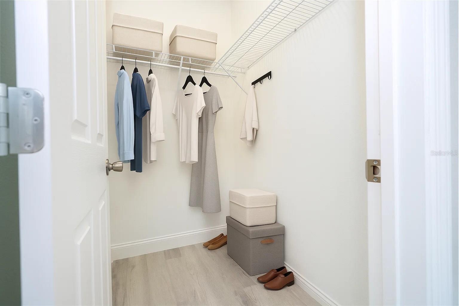 Listing photo id 28 for 2660 Gifford Lane
