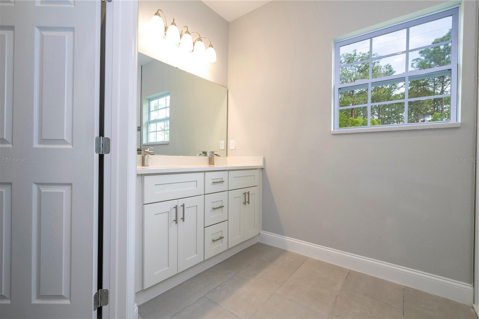 Listing photo id 29 for 2660 Gifford Lane