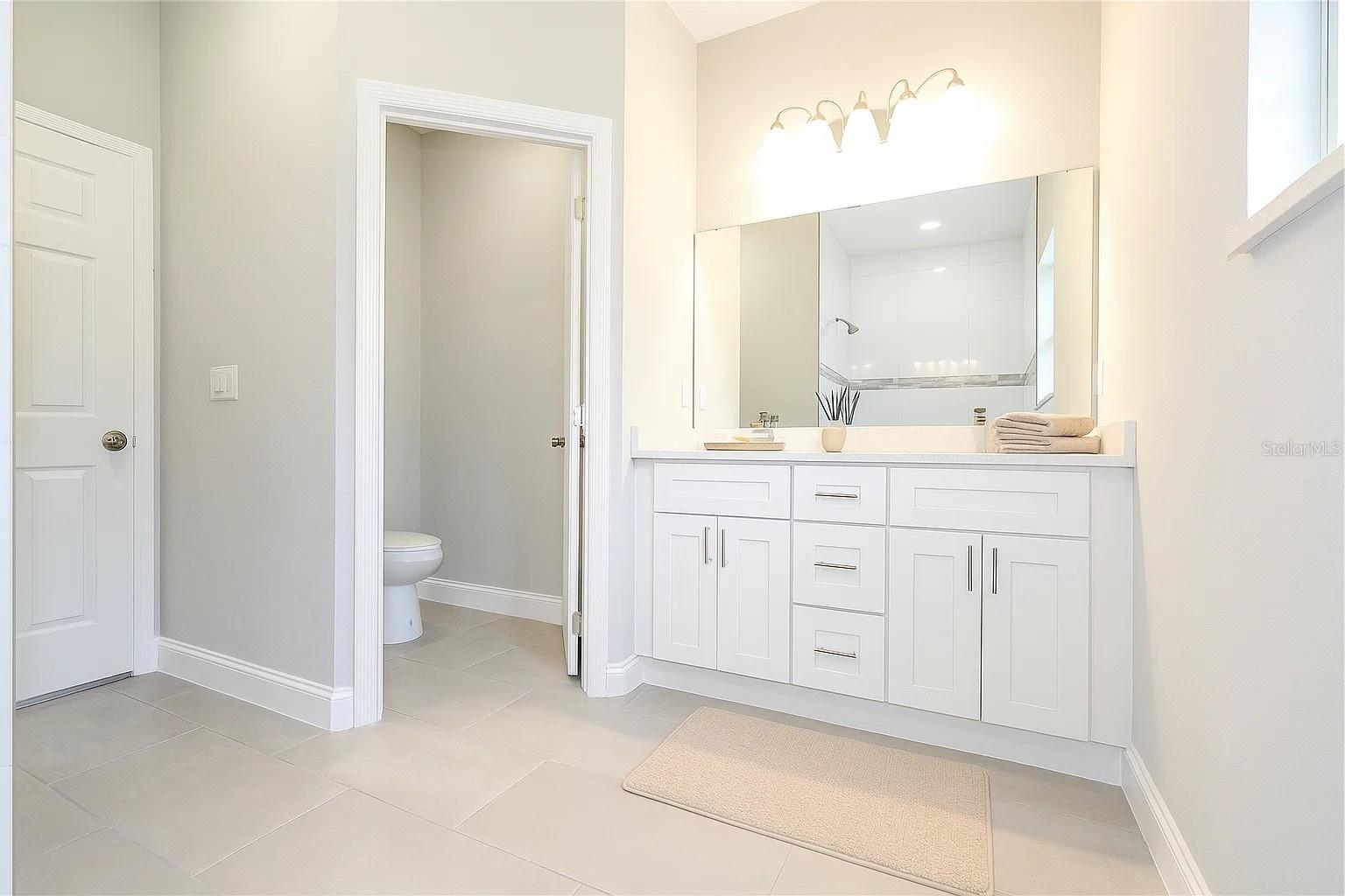 Listing photo id 32 for 2660 Gifford Lane
