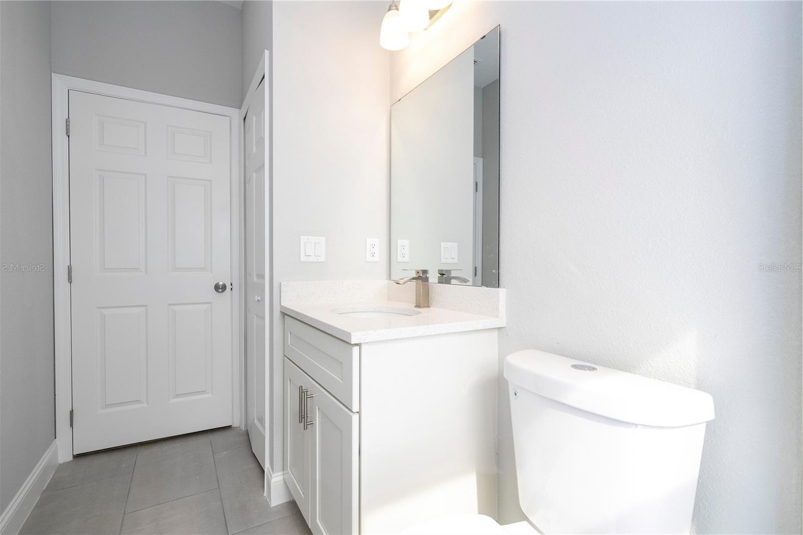 Listing photo id 49 for 2660 Gifford Lane