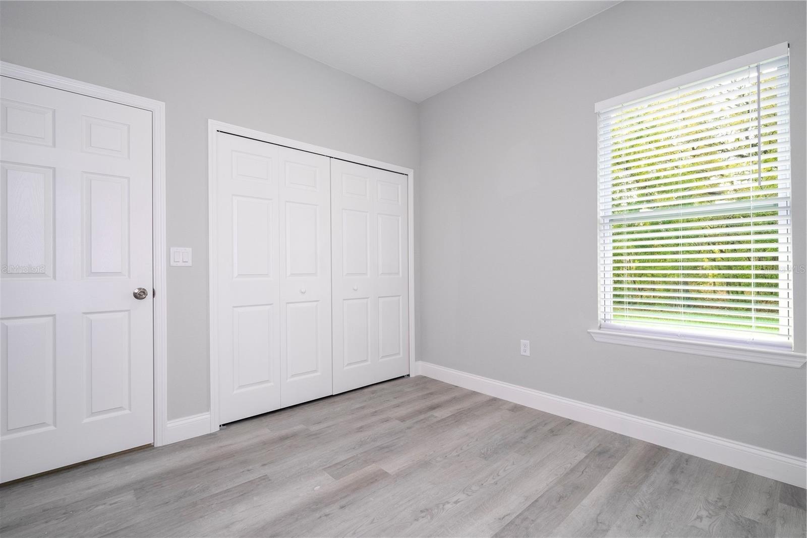 Listing photo id 56 for 2660 Gifford Lane