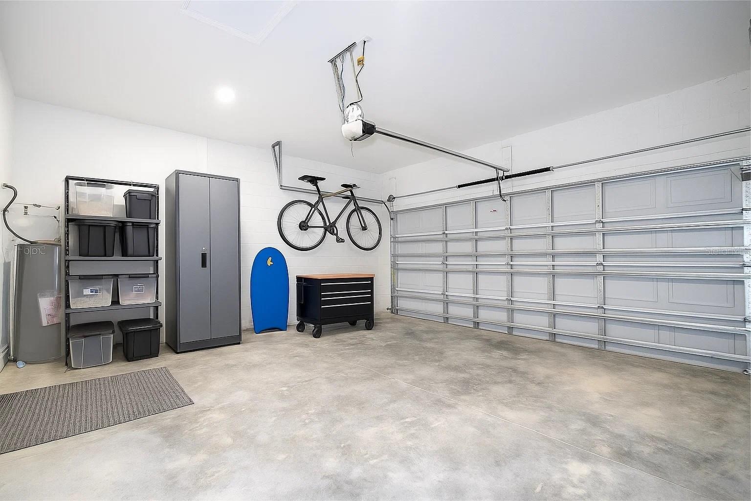 Listing photo id 63 for 2660 Gifford Lane