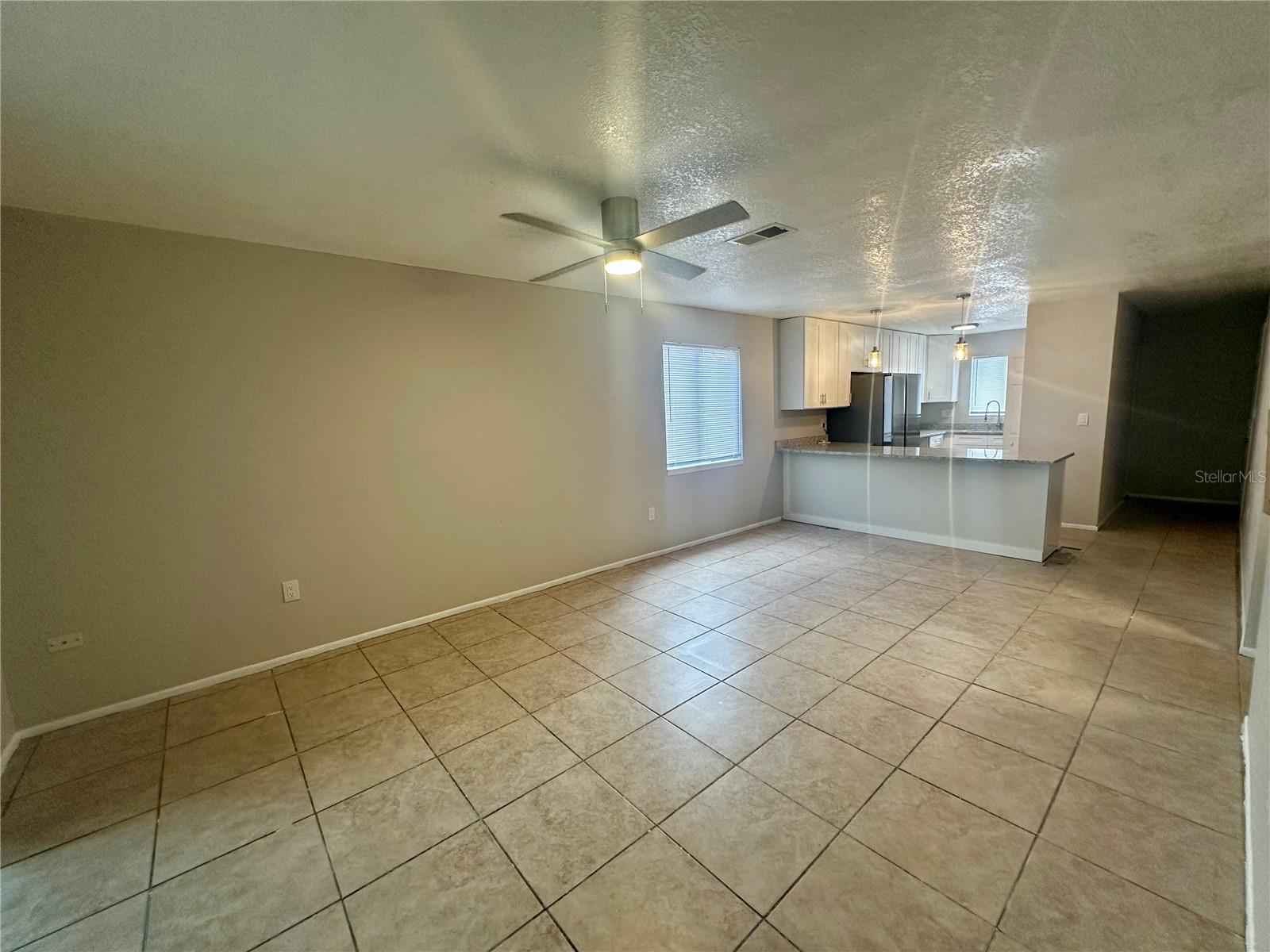 Image 4 of 14 For 2522 Oak Avenue B
